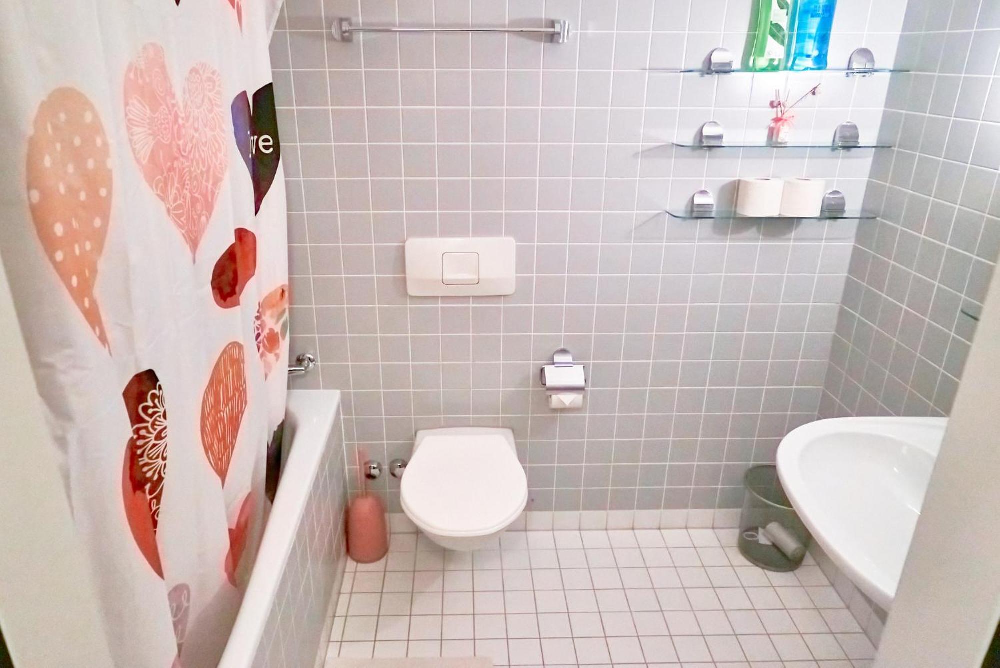 Double Room By Interlaken. Parking Därligen Εξωτερικό φωτογραφία